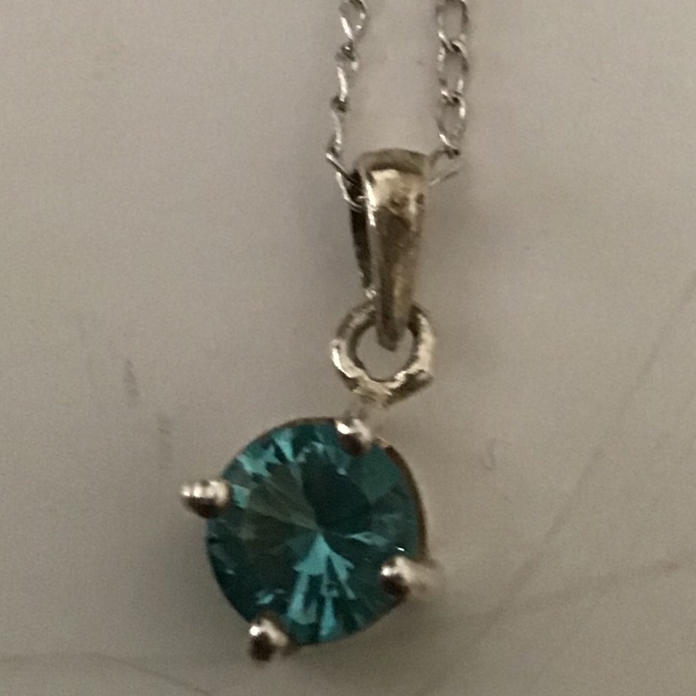 STERLING BLUE TOPAZ PENDANT NECKLACE